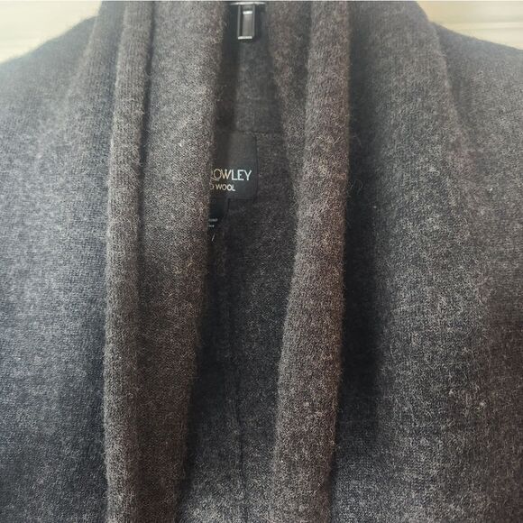 CynthiaRowley M CharcoalGray100% MerinoWool ShawlCollarLgslvOpened WomenCardigan - Picture 2 of 5